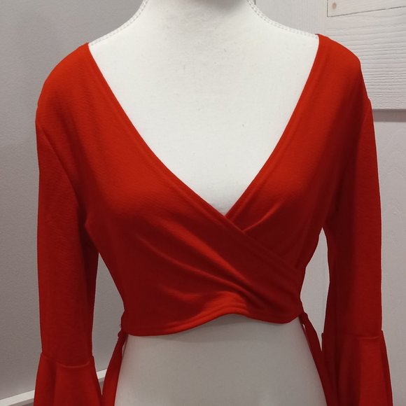 SHEIN Tops Shein Women Crop Top Shirt Ruffled Wide Arms Red Size Medium Poshmark